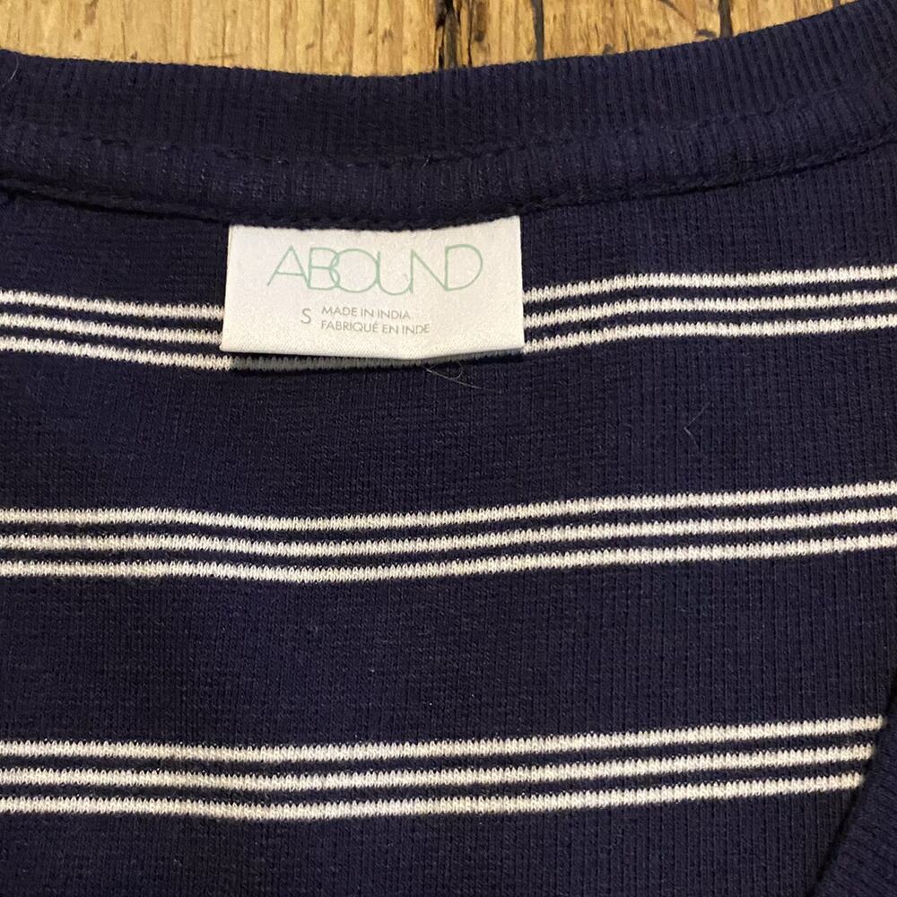 ABOUND Womens Size S ‘’Navy Evening Nantucket’’ Striped Top. NWT - Picture 3 of 8